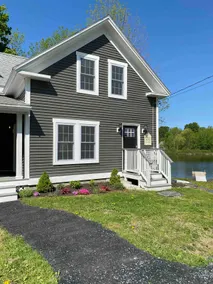 The Hebron House Lakefront 4BR - Image 2
