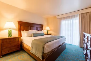 One Bedroom at Channel Island's Seaside Escape - Image 5