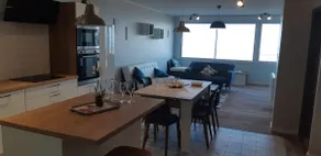 Malo beach apartment with exceptional views - Image 3