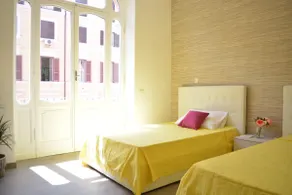 2BR 2BA apt Rome with balcony and sauna - Image 4