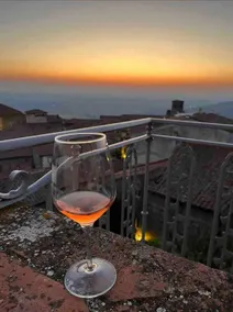 Cortona's Rooftop Nest - Image 5