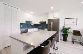 Modern & Contemporary North Shore Oahu Condo - Image 3