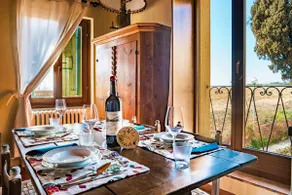 Leoni Suite with a view of Valpolicella - Image 4