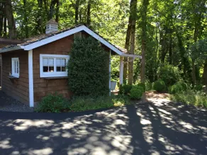Private Cottage right on creek & 15 ft waterfall! - Image 4