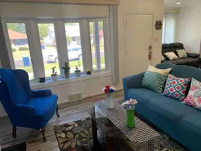 Spacious 2-br, 1 bath home w/AC near Naval Base - Image 3