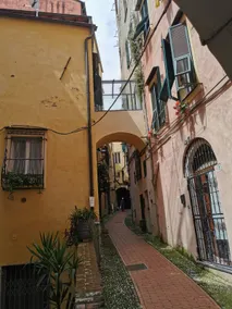 Bridge House - Image 2