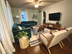 Green House - Image 4