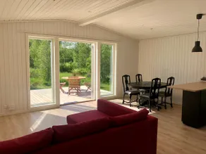 Cozy cabin | Child-friendly | Modern | WiFi & TV - Image 2