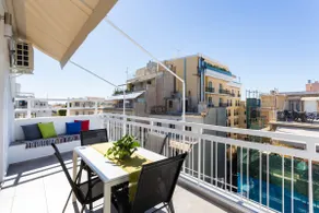 Light-Filled Apartment in the Beating Heart of Athens - Image 3