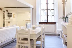 TOSCA romantic cathedral apt - Image 3