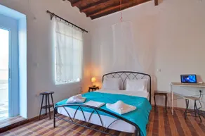 Persephone - Newly Renovated Cycladic Studio - Image 4