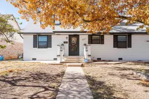 Huge OKC Cabin Home w/ Gameroom, 3 Living Rm & Gym - Image 3