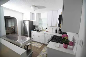 Renovated cozy home Airport-MOA-Parking/Office. - Image 2