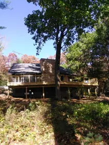 Lakefront Home on quiet sandy lake! All seasons - Image 2