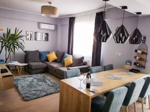 The BEST Apt | Work, Couples + Pet-Friendly - Image 2