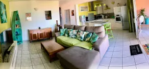 Beautiful seaside, lagoon access and private pool - Image 5