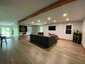 Entire Home 15 minutes from Stowe - Image 2