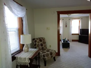 Quaint Harbor Home - Image 4