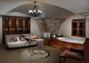 Lighthouse Suite - Acre - Image 2