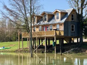 Samson's Whitetail Mountain Lakeside Cabin - Image 2