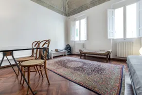 Nice flat in the old town center - Image 2