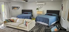 Private Carriage house retreat - Image 2
