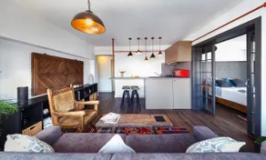 Bohemian Old Town Boutique Apartment - Image 4