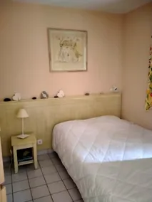 Saint Laurent Golf Course Residence – 5-person cottage - Image 3