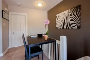 Spacious Apt w/ Rooftop Oasis 3 mins from subway - Image 2
