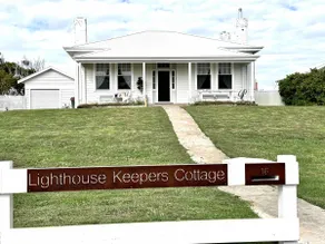 Lighthouse Keepers' Cottage (3 bedroom) - Image 2