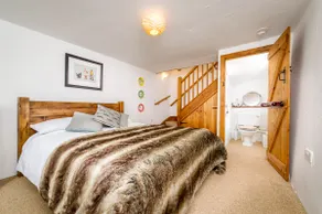 Barn Conversion In Ideal Location To Explore North Devon Beaches And Exmoor - Image 5
