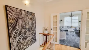 Stunning 5BR 2BA Wagga home w panoramic views - Image 5