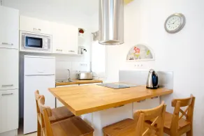 Gracia Travesera 2 Bedrooms Renovated Apartment - Image 3