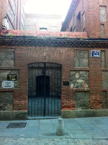 VUT “Plaza del Rastro” intramuros Wifi&parking - Image 4