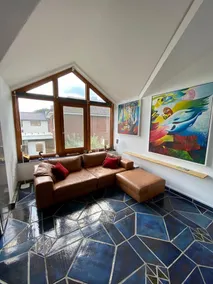 Central, quiet and FANTASTIC view of the countryside - Image 3