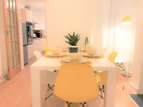 Seaside House with Parking - Image 4
