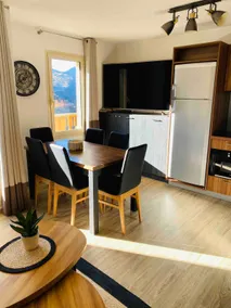 Beautiful 6-person apartment, 150 m from the slopes - Image 2