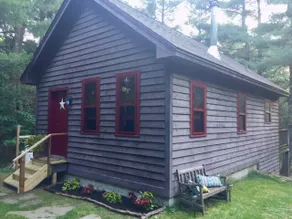 Cozy Hudson Valley Cabin, Fully Stocked w/ Wifi - Image 3