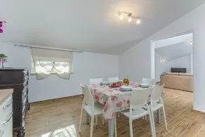 Grijani bosses - Apartman Lux Villa Ren - Image 5