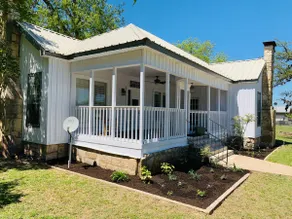 The Johnson House - Within Blanco State Park - Image 3