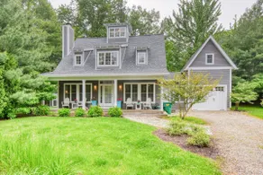 Heated pool and walk to Townline Beach & Markets - Image 2