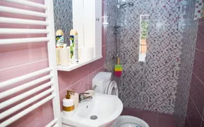 MATT'S House - Image 3