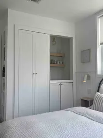The Greenport Suite—private entry + near the beach - Image 4