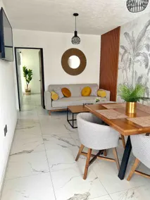 Apartment with pool in an excellent location in Manzanillo - Image 3