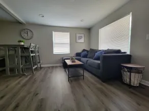 *+Centrally located cozy home+* - Image 5