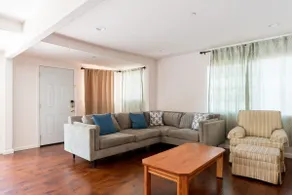 3B2B Gated House near Zoo Coliseum FWY BART | 2400 - Image 2