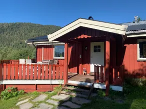 Holiday homes on small farms overlooking fjords and mountains. - Image 2