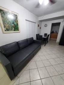 Apartment near the airport and downtown. - Image 5