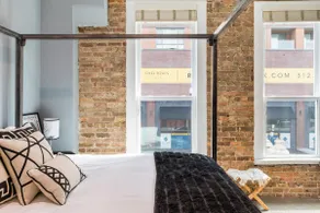 Stunning Old Town Penthouse with Private Rooftop - Image 5