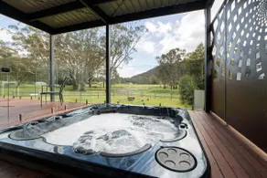 9 Modern 3 BD ♥ Views ♥ Roos ♥ Heated Jacuzzi - Image 5